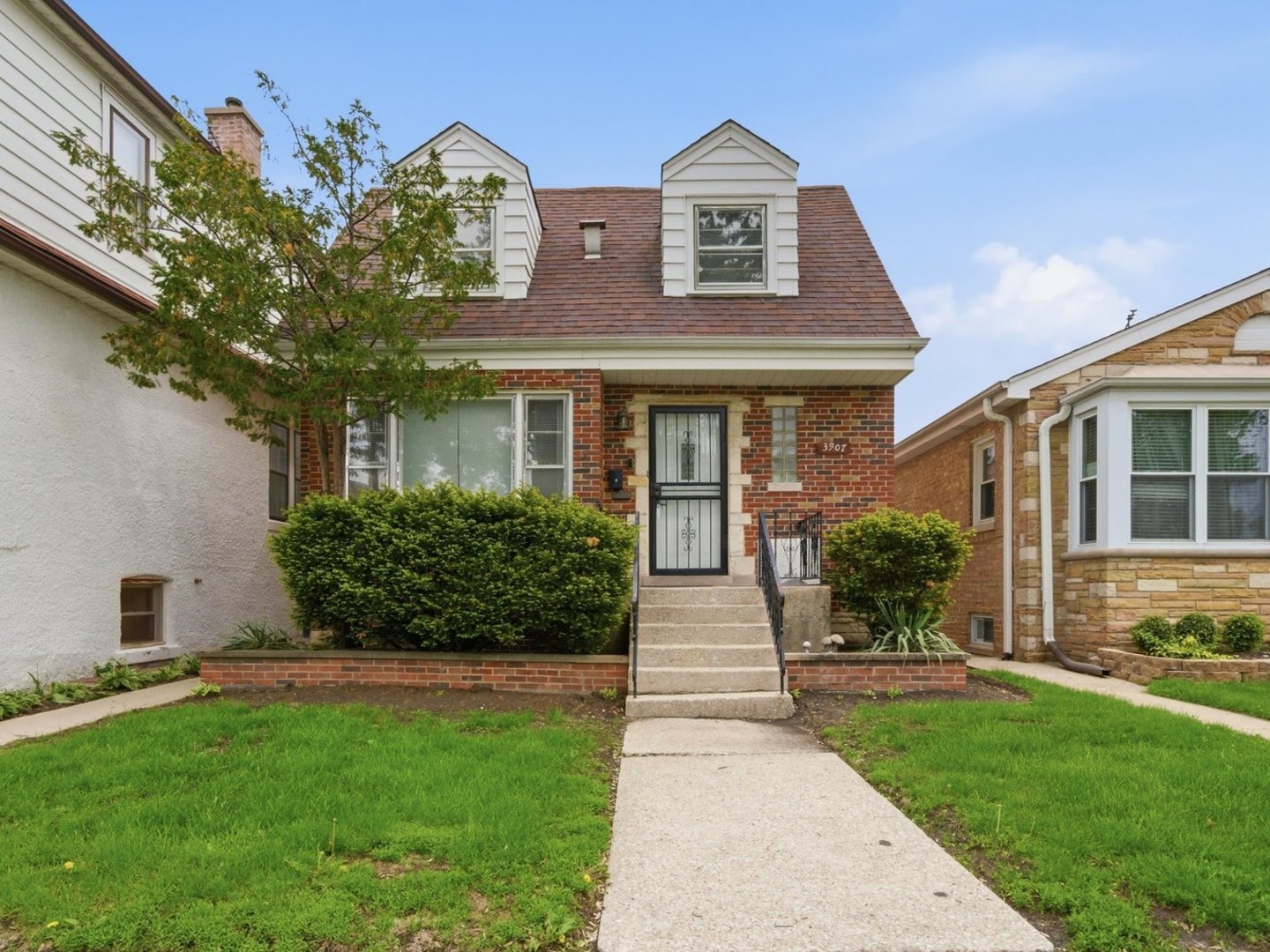 3907 N Nottingham Avenue Property Photo 1