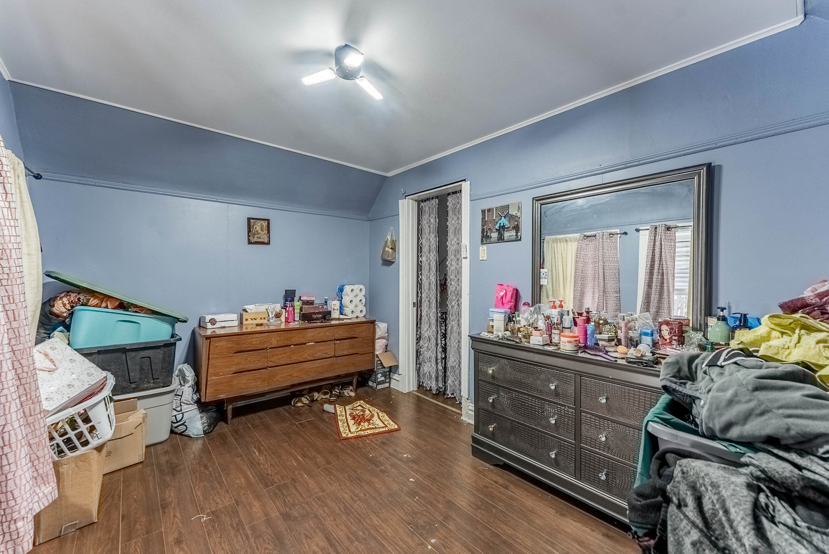 6933 S Michigan Avenue Property Photo 10