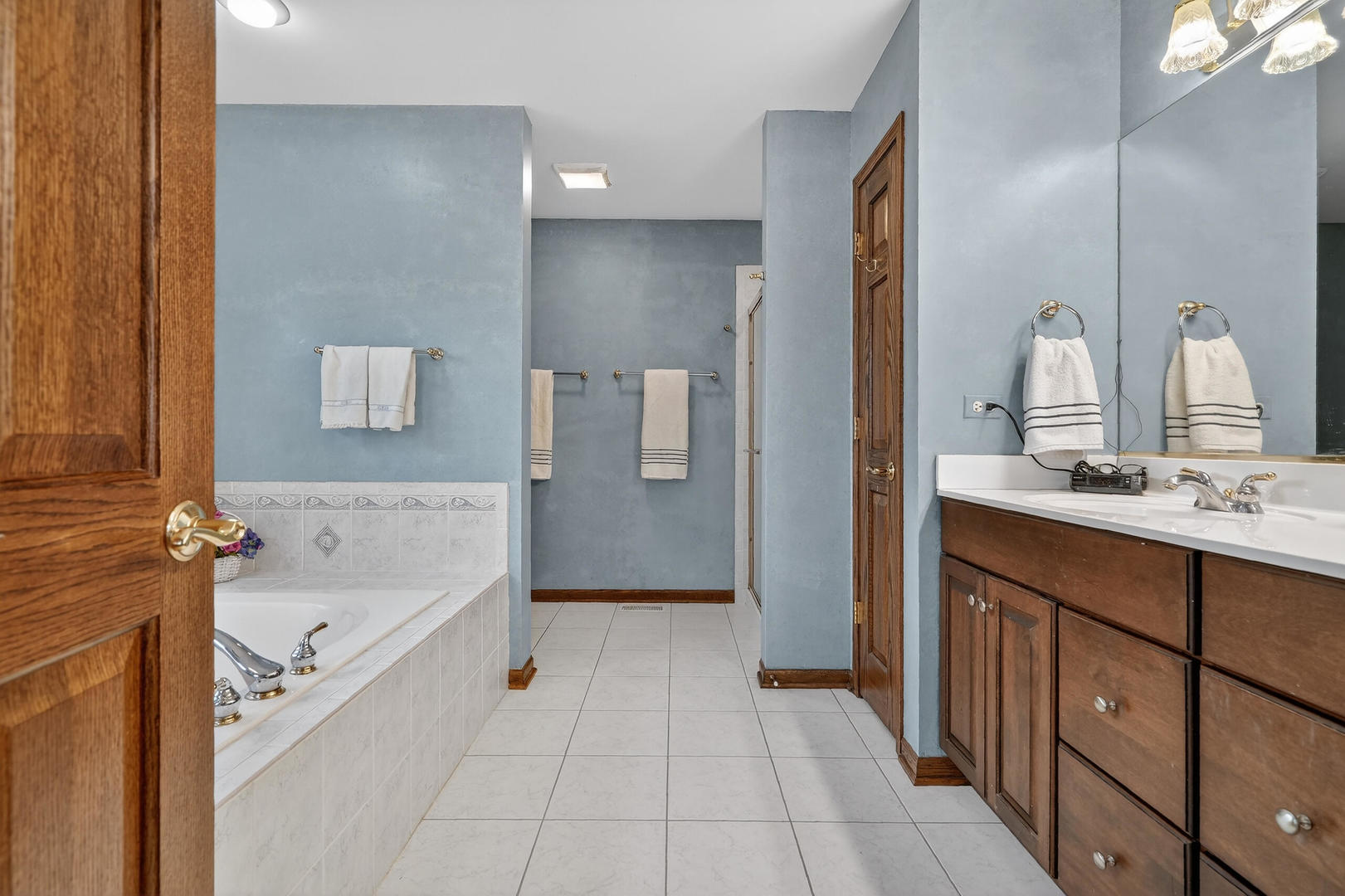 1036 E Talbot Street Property Photo 30