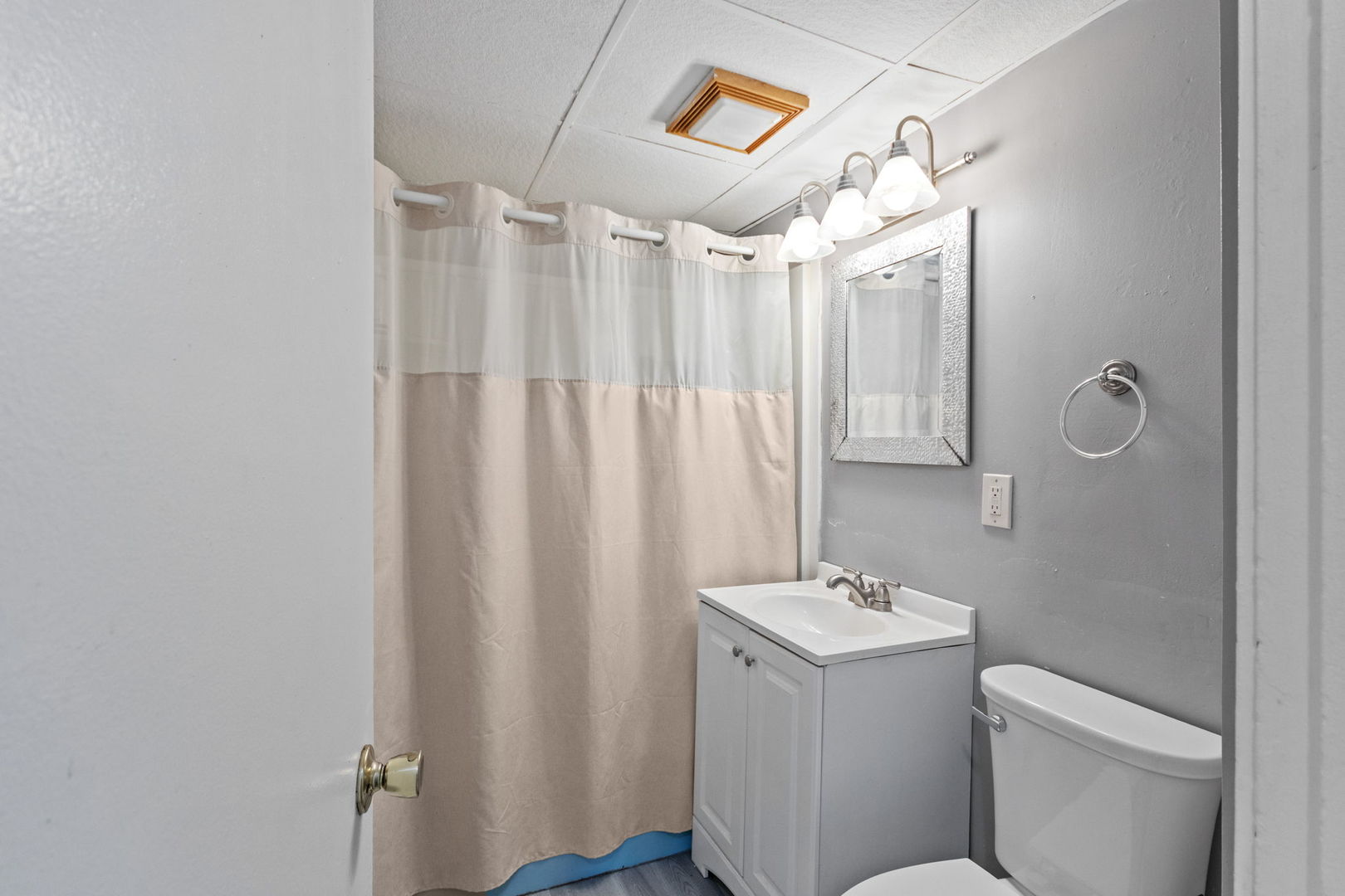 4335 Prospect Avenue Property Photo 21