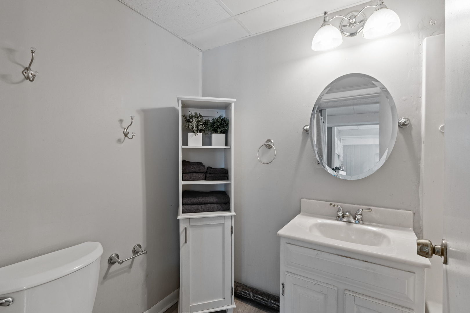4335 Prospect Avenue Property Photo 44
