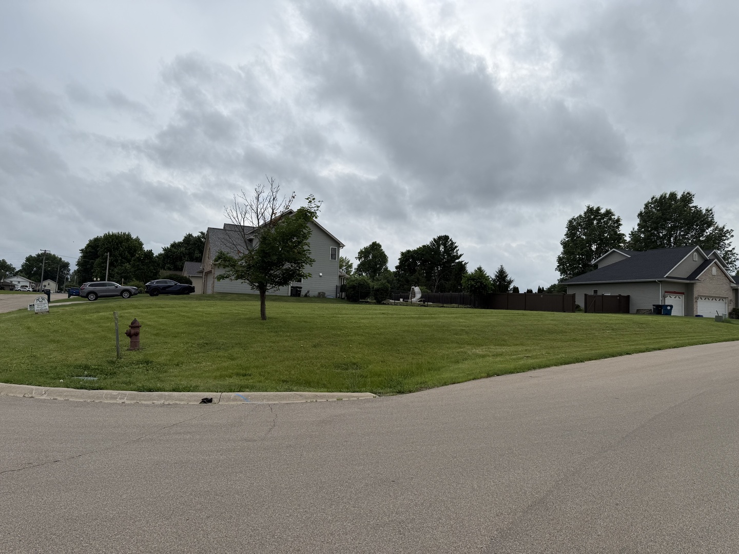 1000 Autumn Ridge Court Property Photo 3