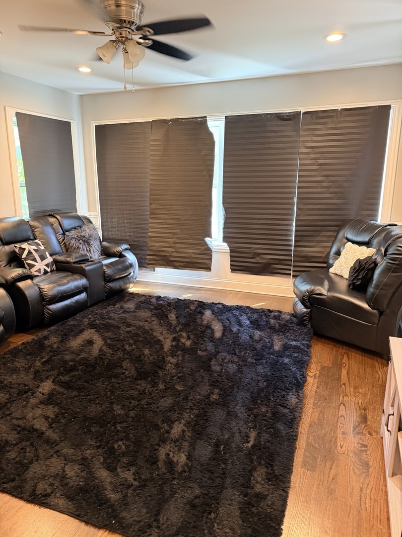 7010 S Wabash Avenue Property Photo 4