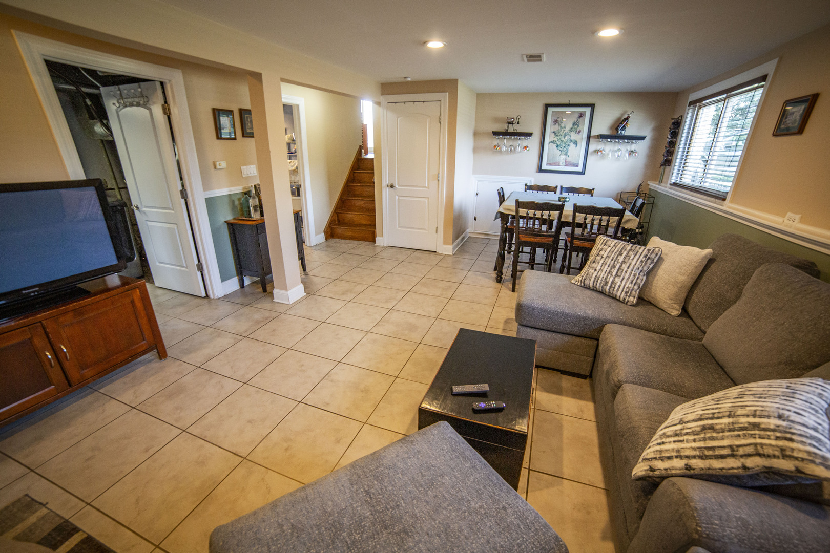 10435 Barnard Drive Property Photo 18