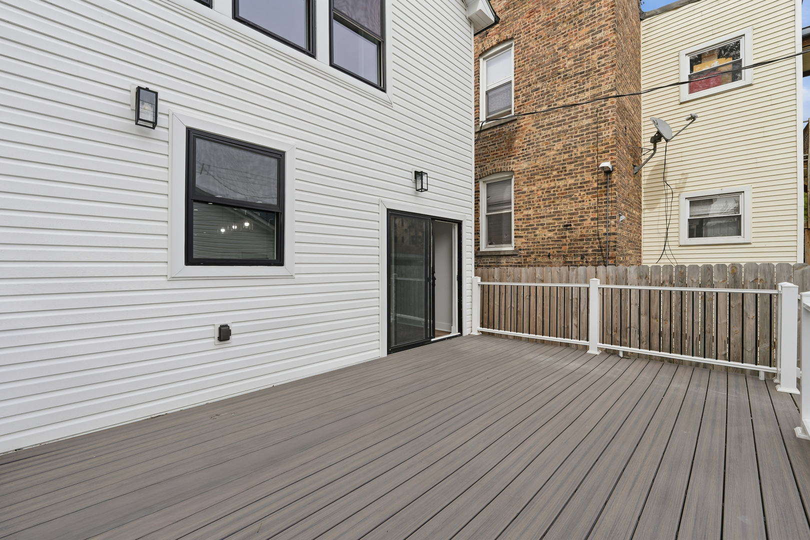 5729 W Ohio Street Property Photo 27