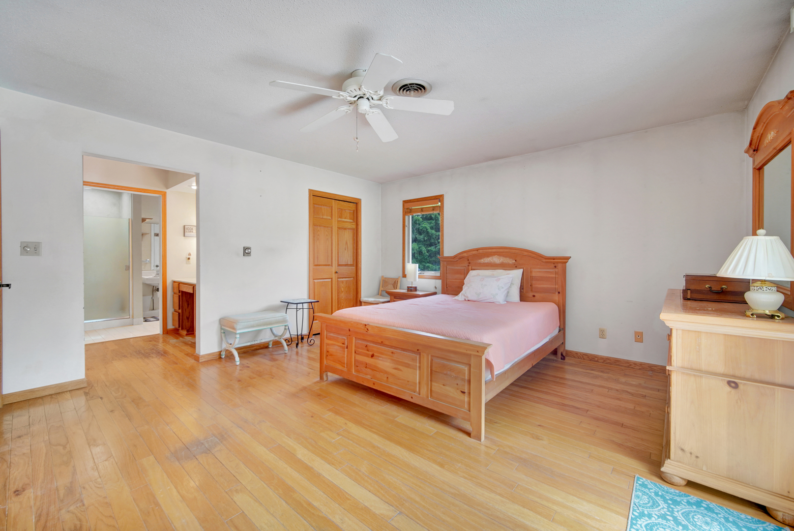 2418 N Nottingham Court Property Photo 14