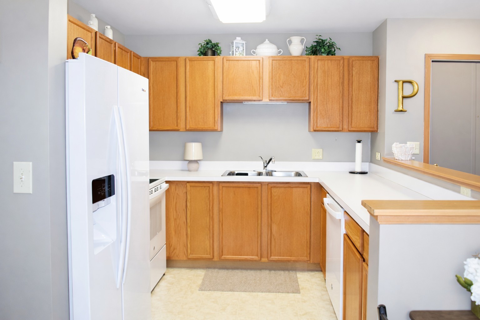 801 N Mclean Boulevard 258 Property Photo 5