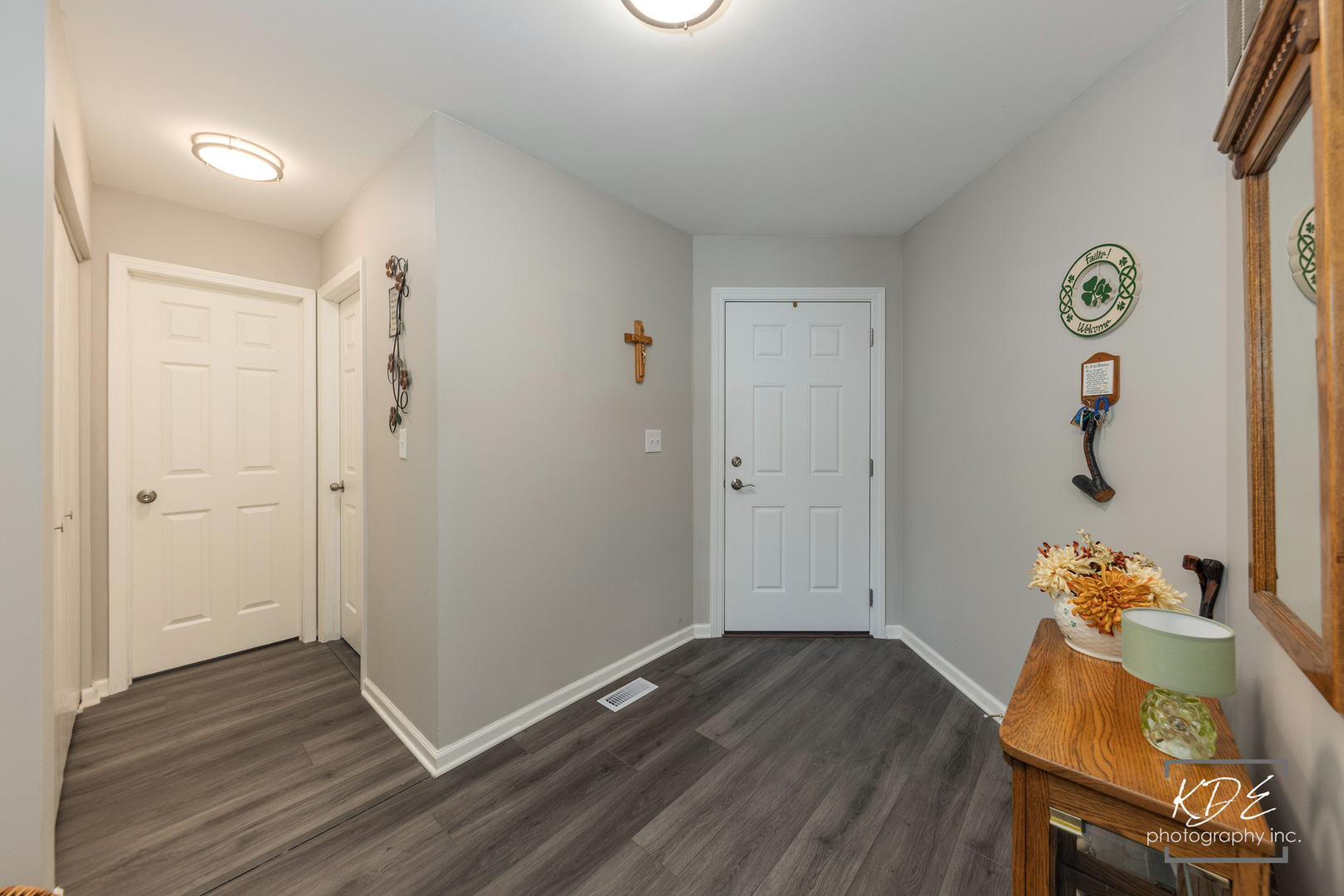 21255 Silktree Circle Property Photo 3