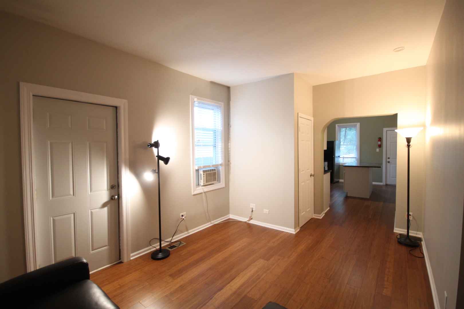2115 W Wellington Avenue Property Photo 25