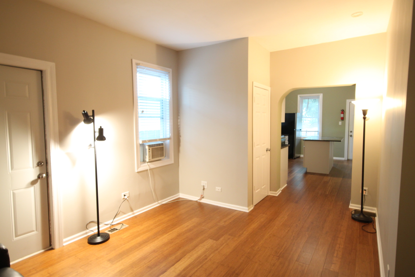 2115 W Wellington Avenue Property Photo 30