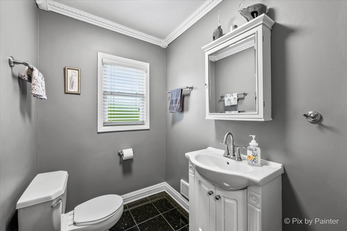 4n260 Walter Road Property Photo 19