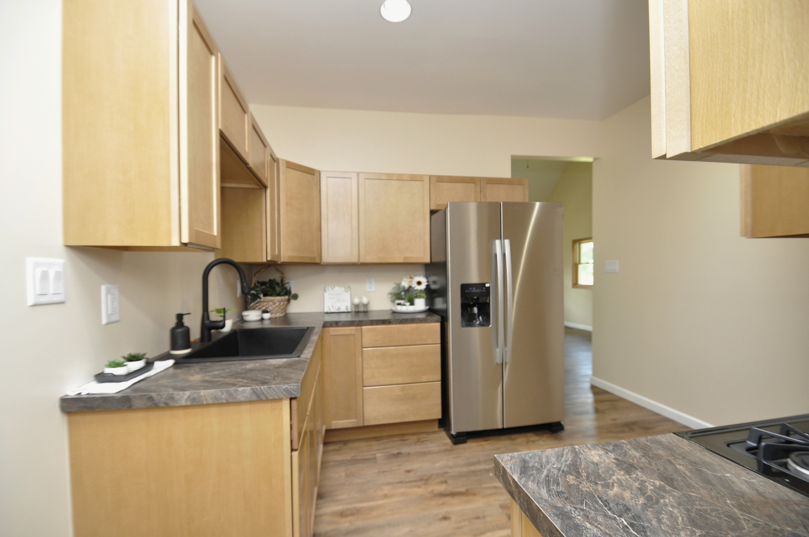 307 W Larue Street Property Photo 6