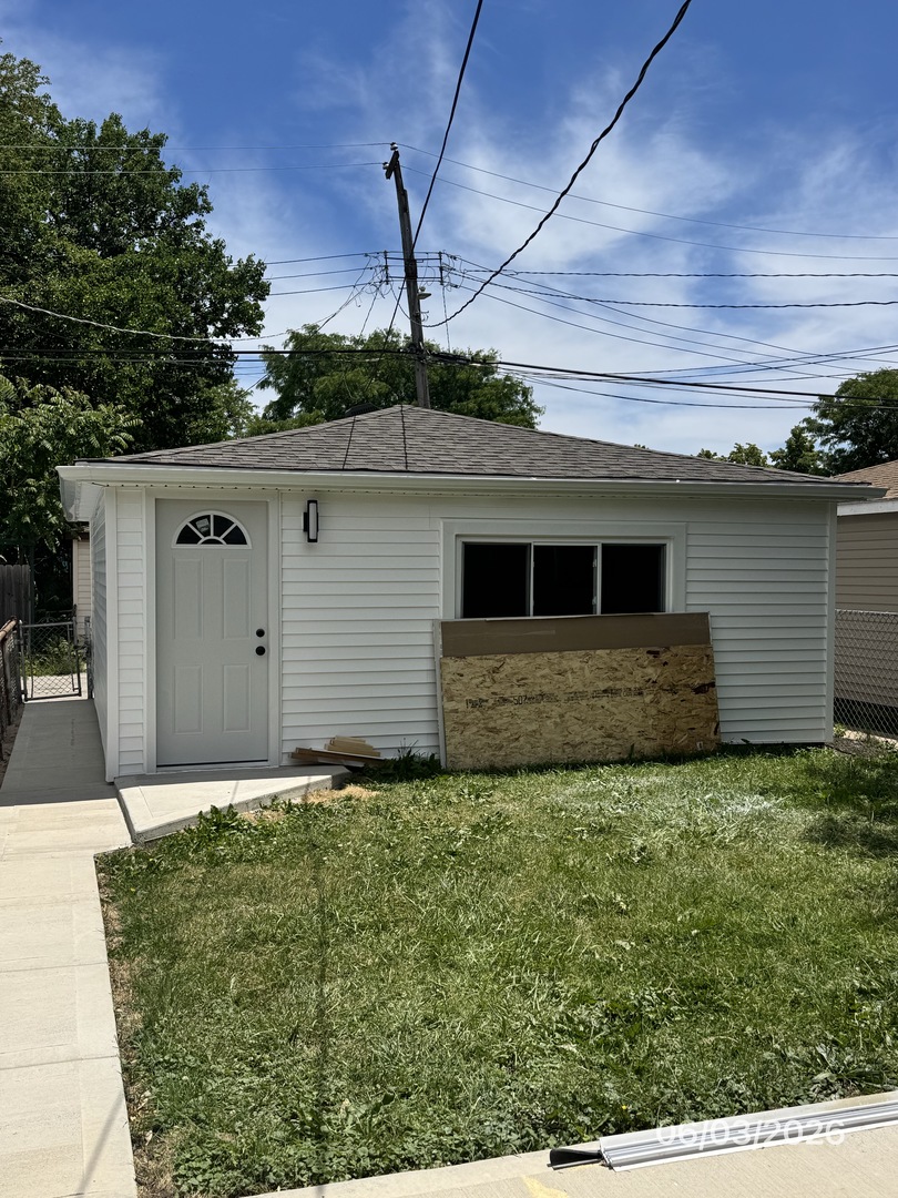 7349 S Honore Street Property Photo 21