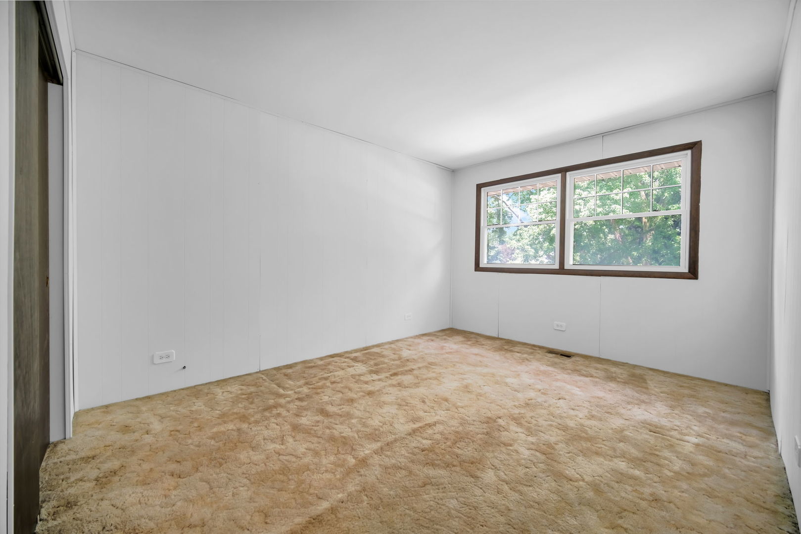 24w645 Woodcrest Drive Property Photo 30