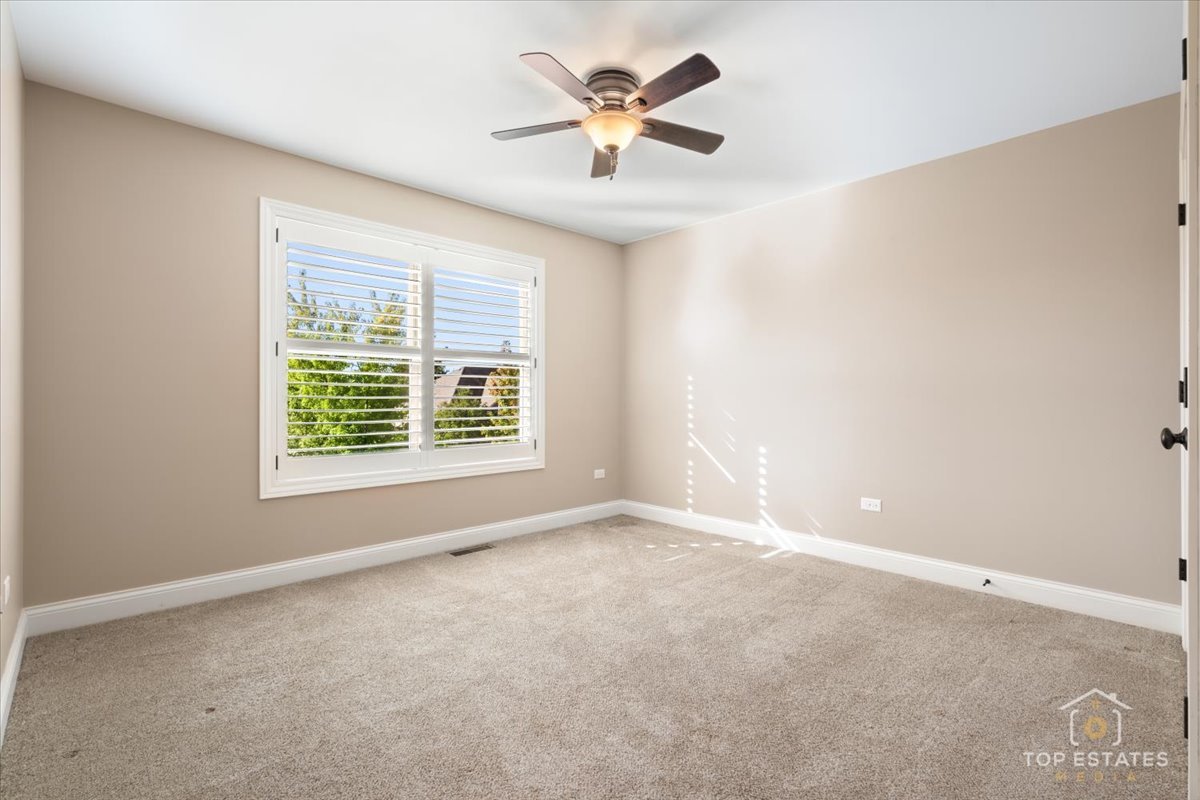 385 Andover Drive Property Photo 23