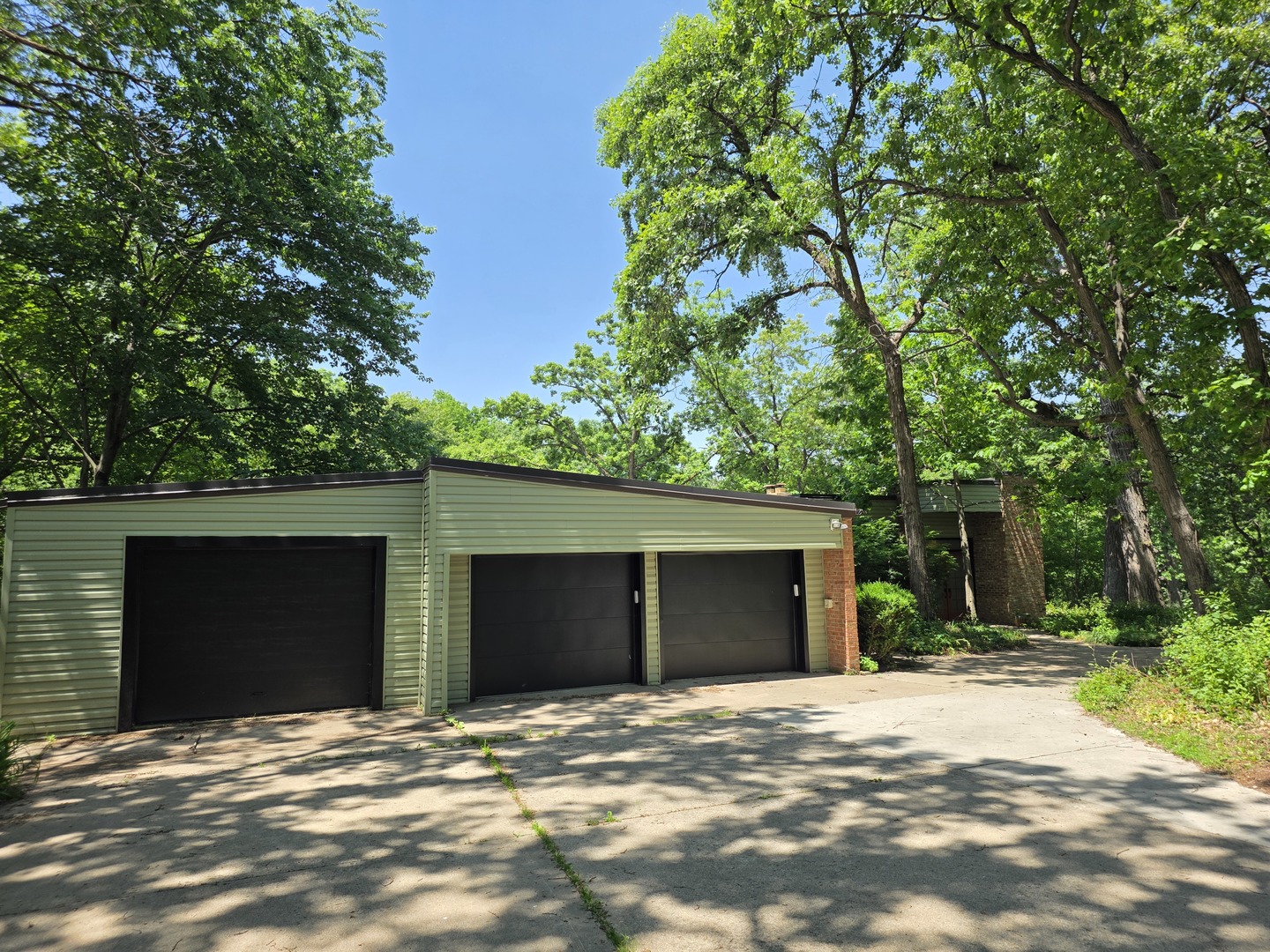 1620 Cambridge Avenue Property Photo 3