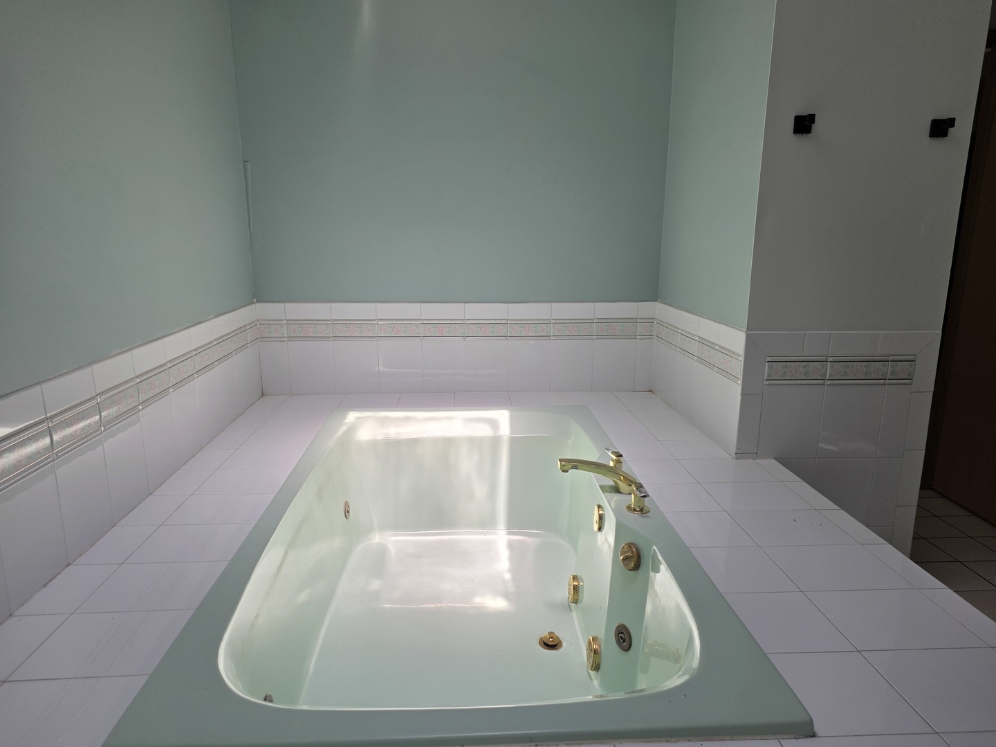 1620 Cambridge Avenue Property Photo 15