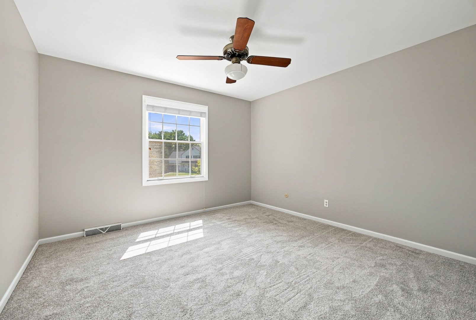 43 Dunham Place Property Photo 27