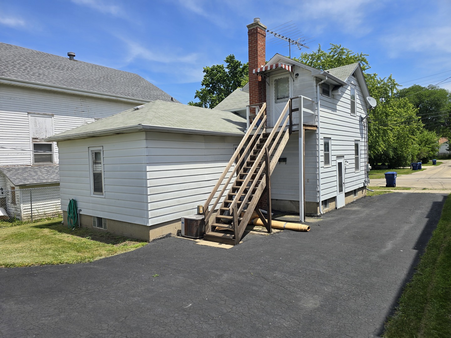 627 N. 11th Street Property Photo 6