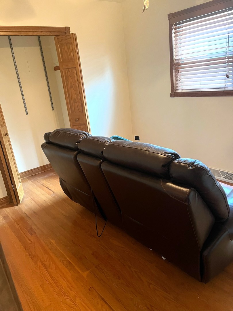 5959 S Rutherford Avenue Property Photo 12