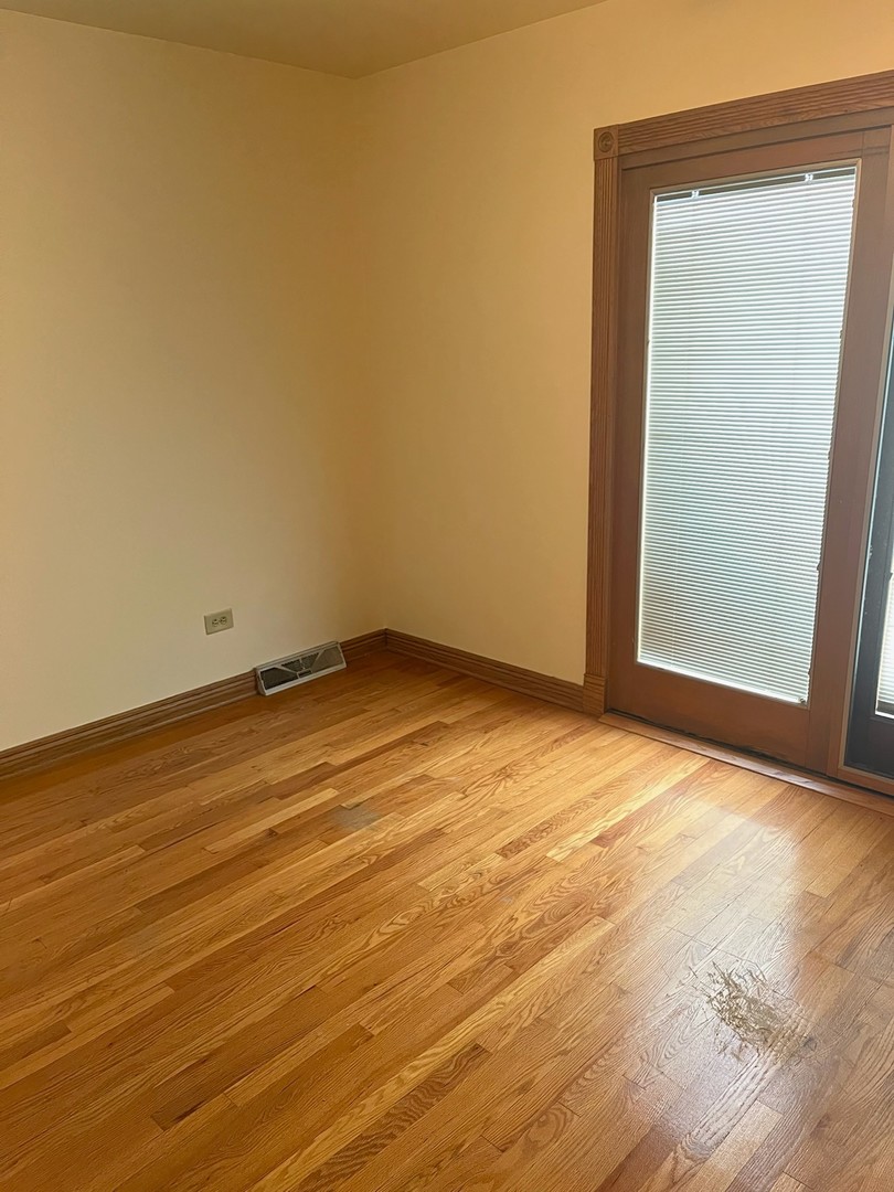 5959 S Rutherford Avenue Property Photo 13