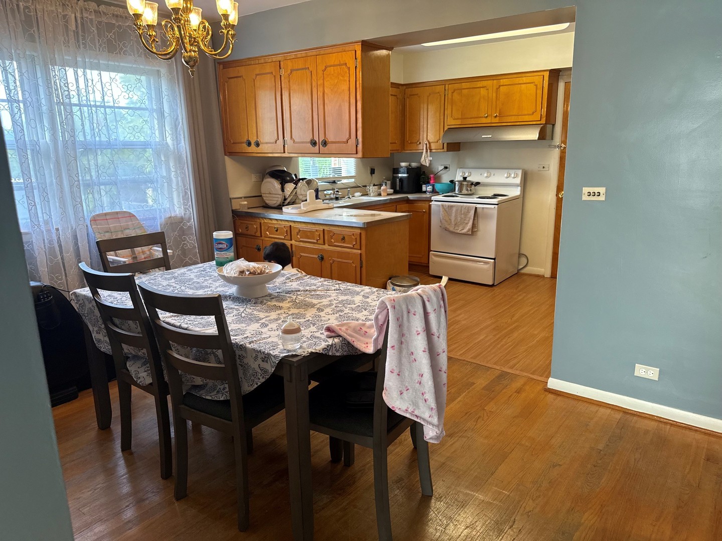 701 S La Grange Road Property Photo 4