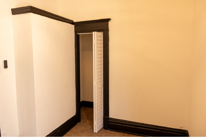 6140 S Aberdeen Street Property Photo 10