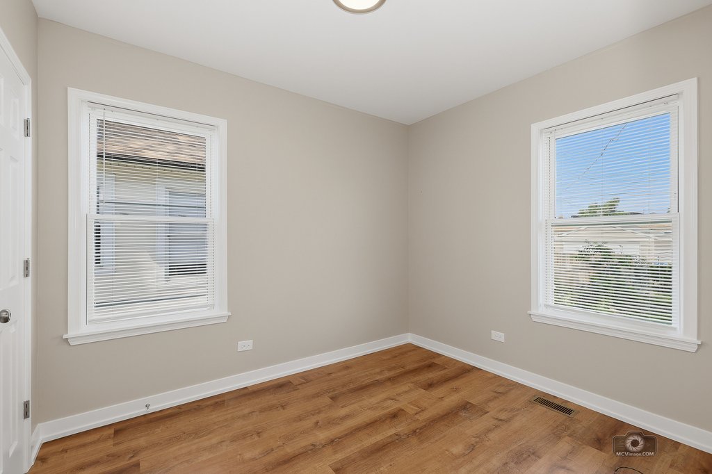 8721 S Constance Avenue Property Photo 11