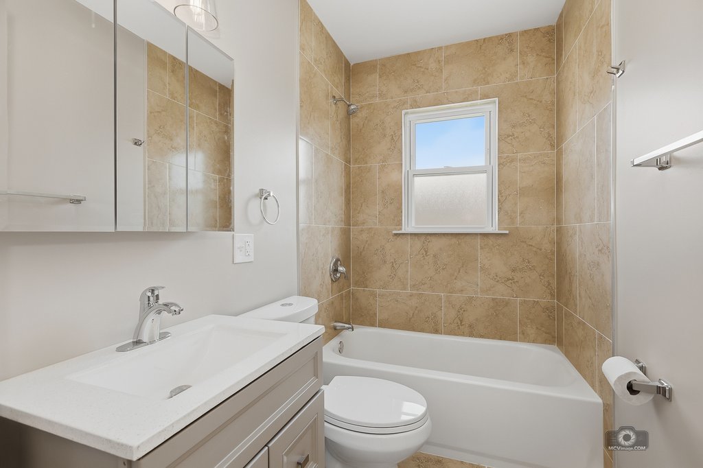 8721 S Constance Avenue Property Photo 13