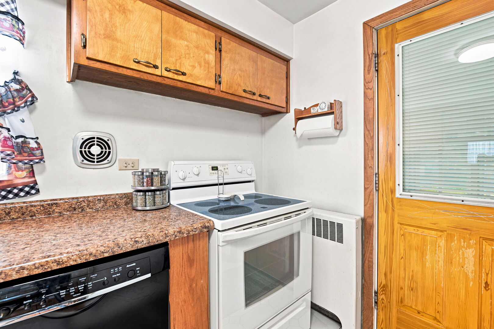 3761 215th Street Property Photo 8