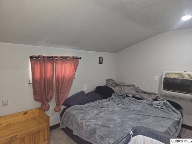212 E Douglas Property Photo 9