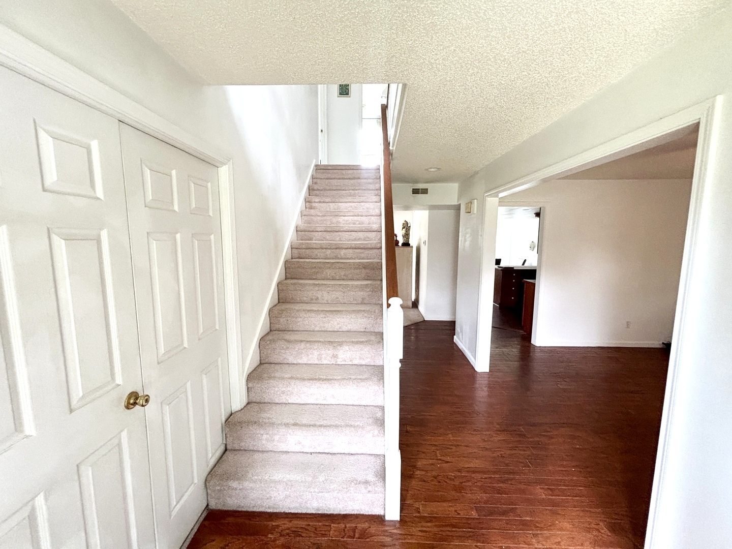 1409 Plum Avenue Property Photo 3