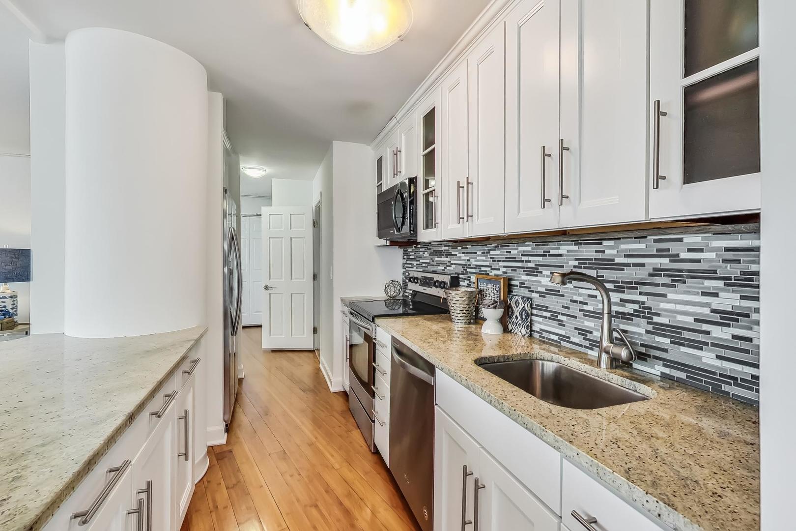 155 N Harbor Drive 2404 Property Photo 12