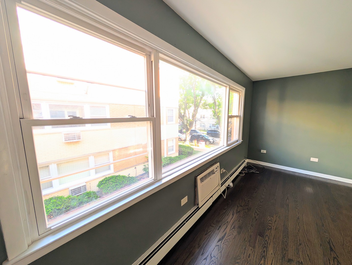 8642 W Berwyn Avenue 2s Property Photo 7