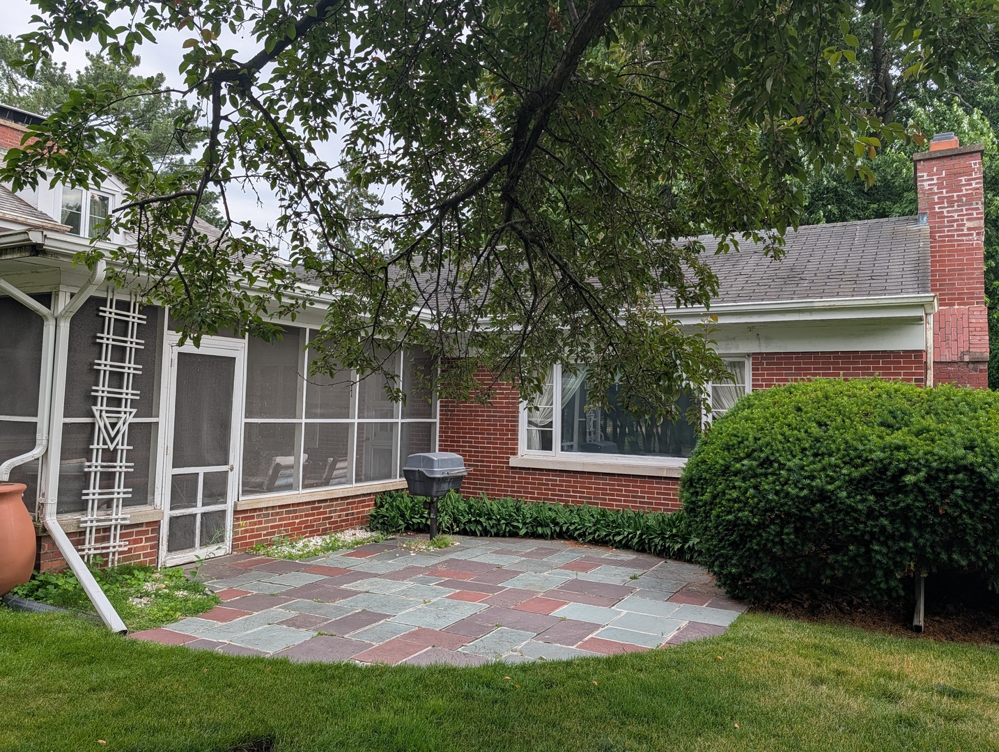 1225 Tilton Park Drive Property Photo 4