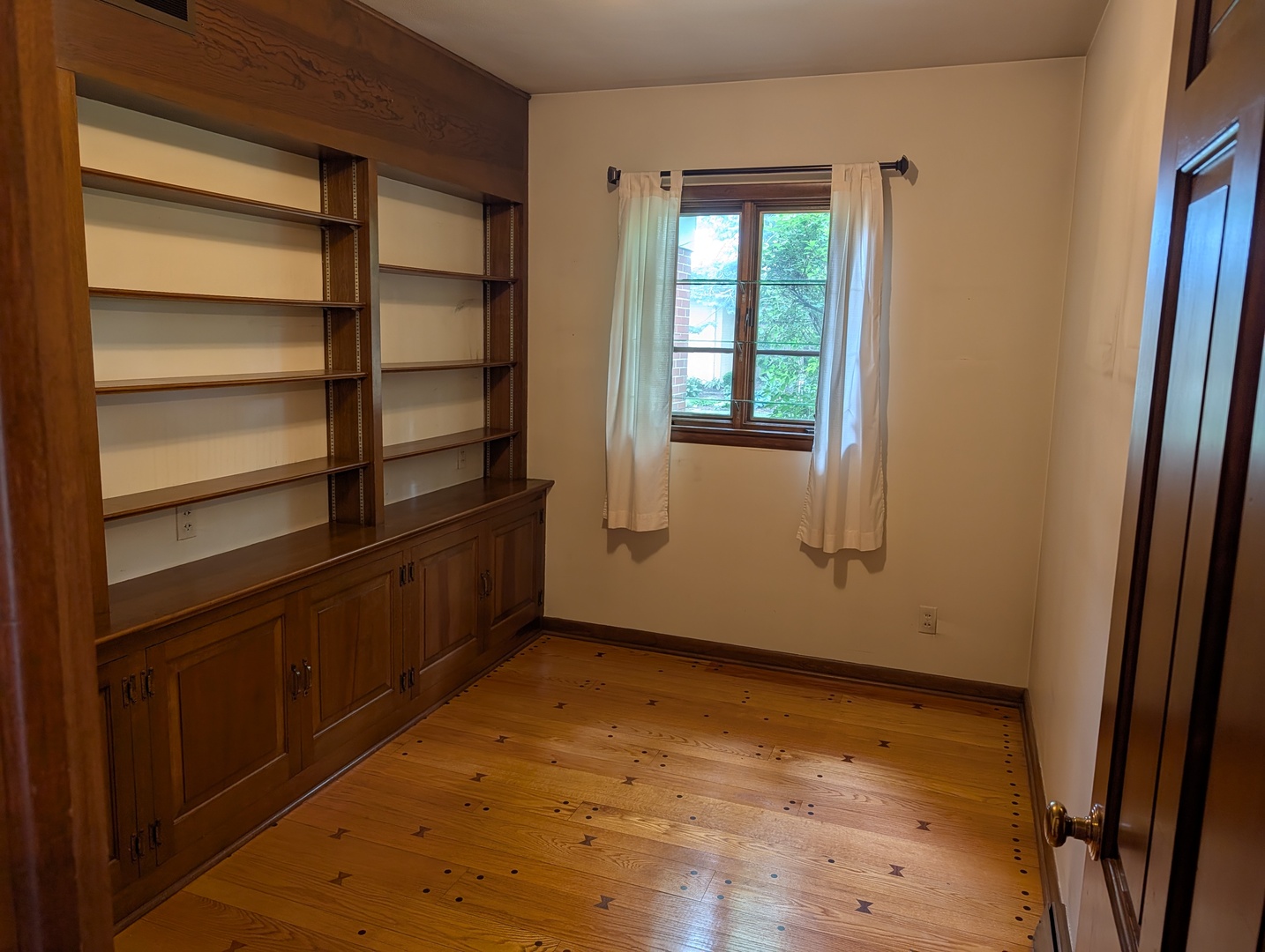 1225 Tilton Park Drive Property Photo 10