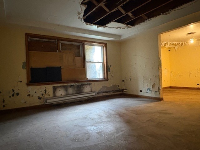 7711 S Ada Street Property Photo 6