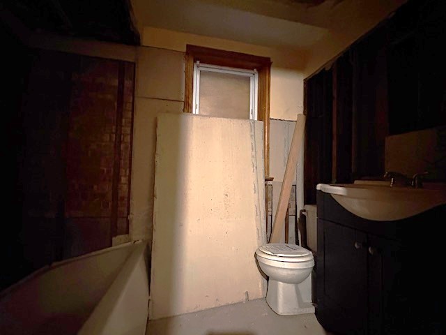 7711 S Ada Street Property Photo 11