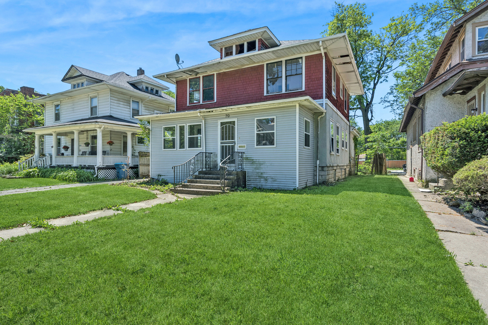 70 E 155th Street Property Photo 1