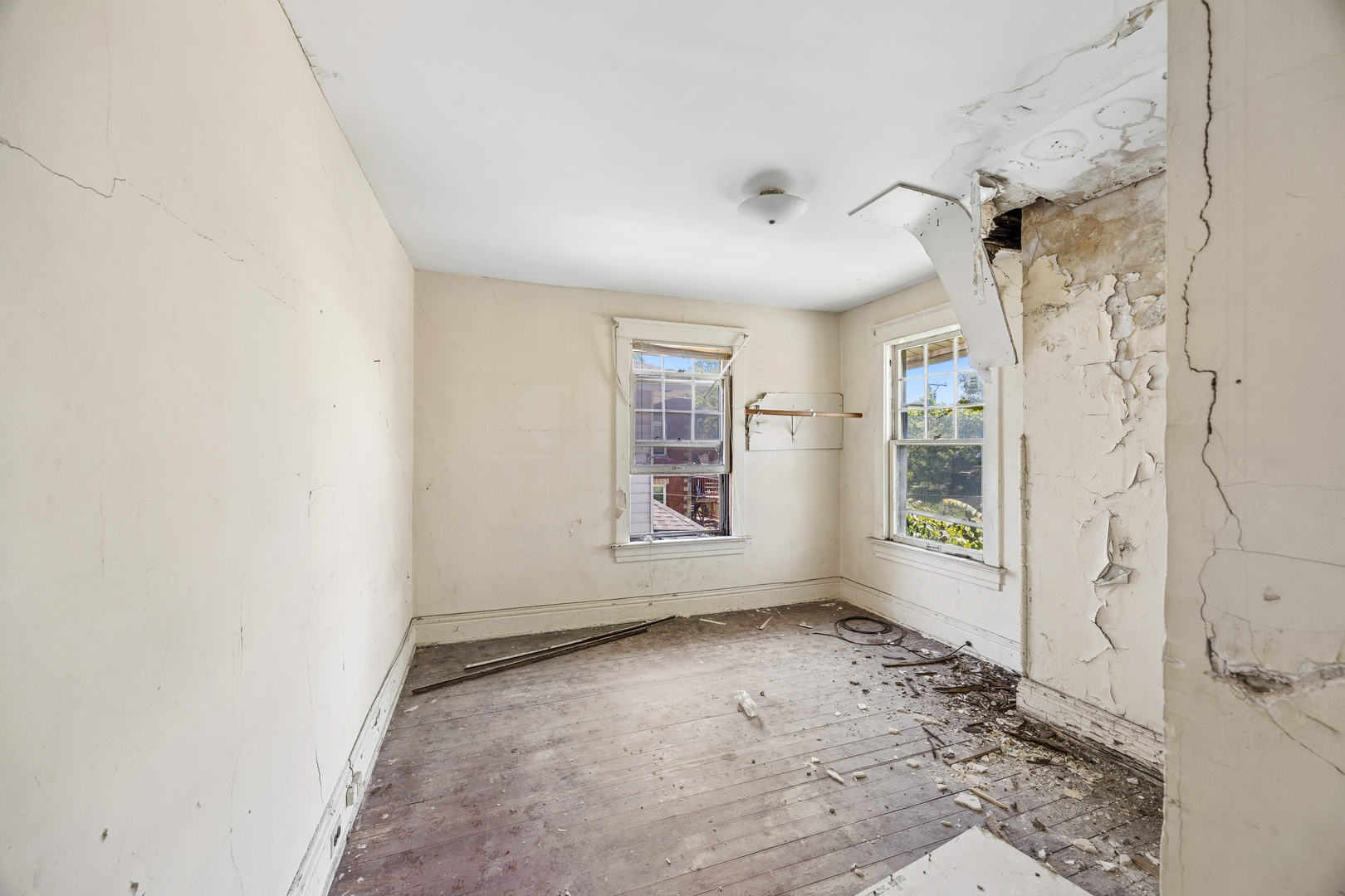 70 E 155th Street Property Photo 14
