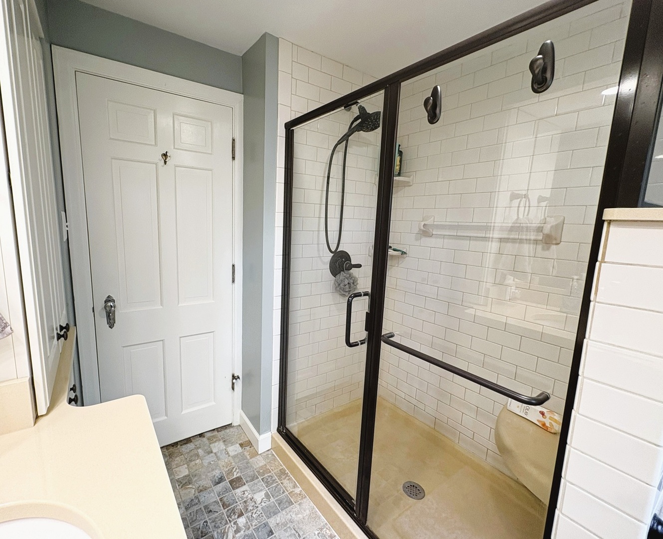 1505 1st Avenue Property Photo 24