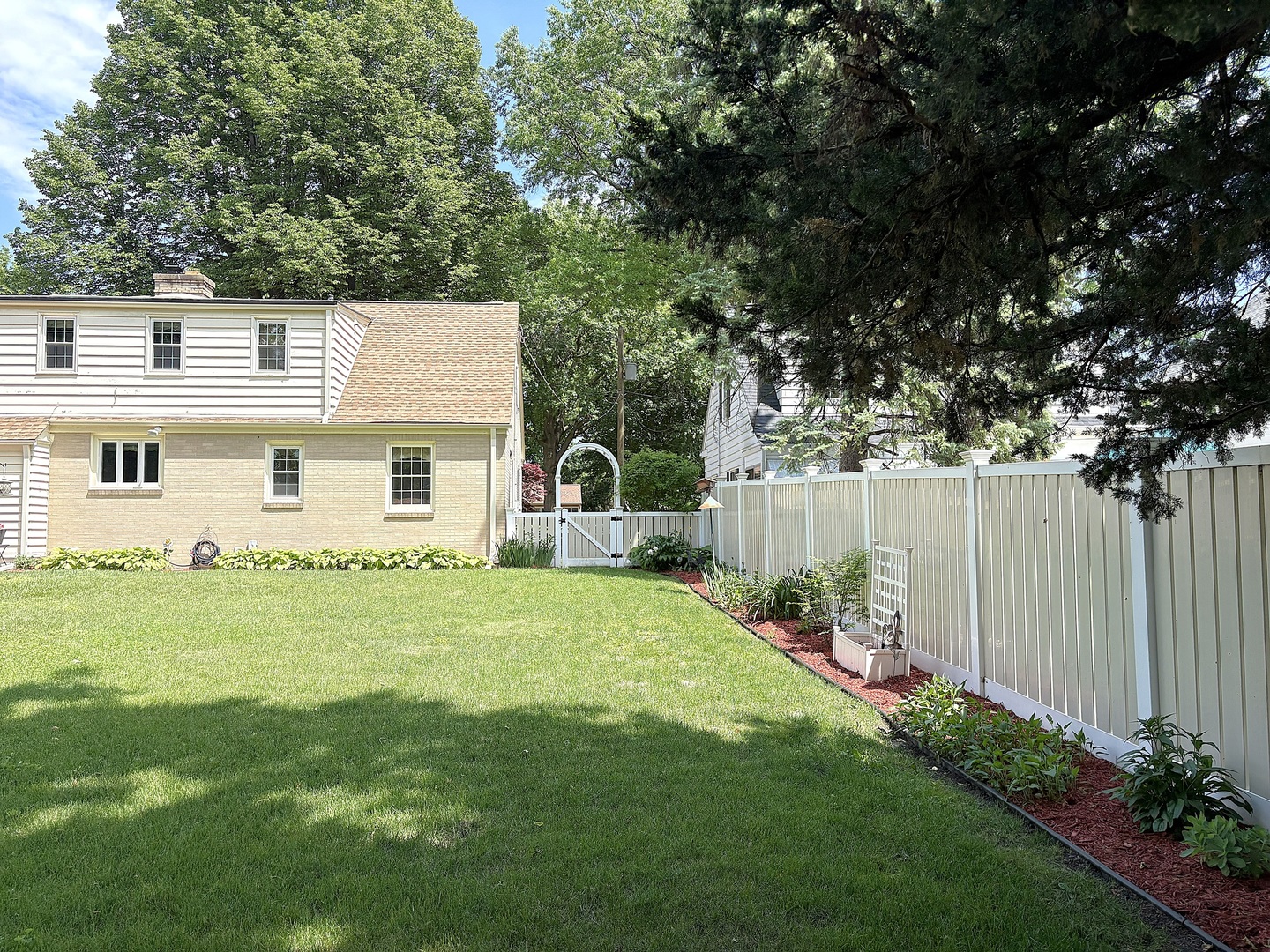 1505 1st Avenue Property Photo 39