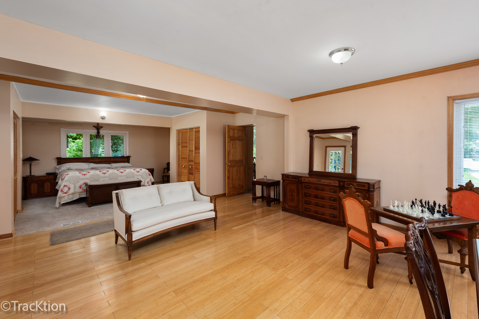 383 W Park Avenue Property Photo 13