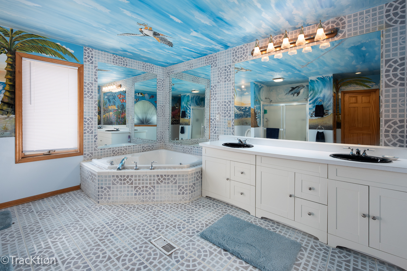 383 W Park Avenue Property Photo 14