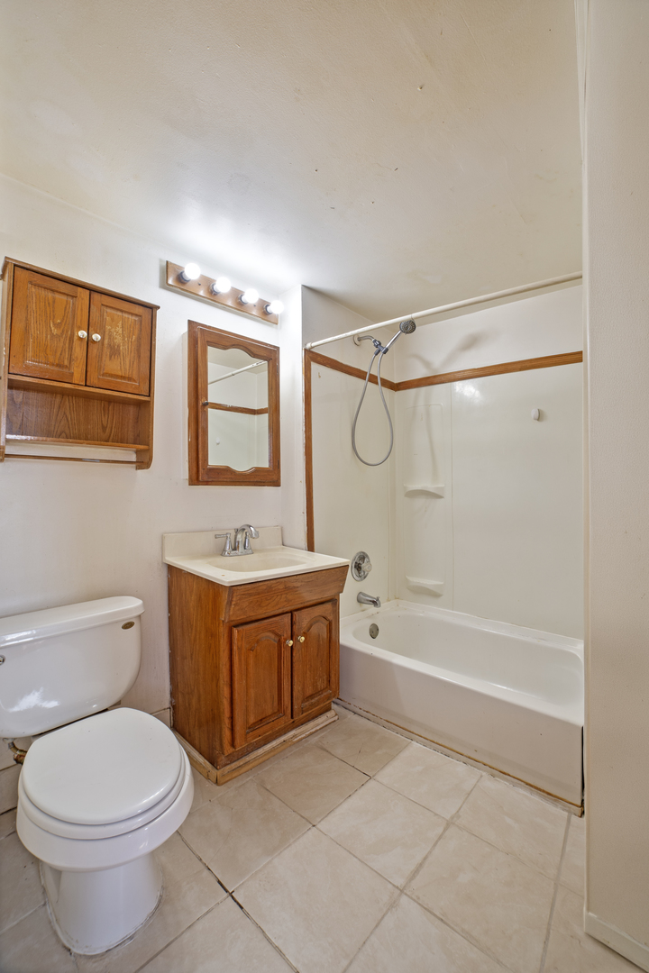 26094 W Ingleside Avenue Property Photo 8