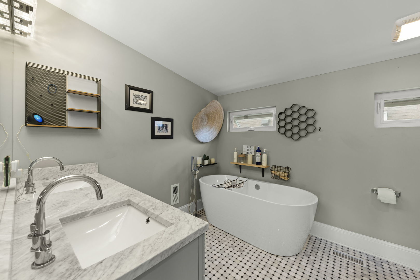 2416 Elmwood Avenue Property Photo 21
