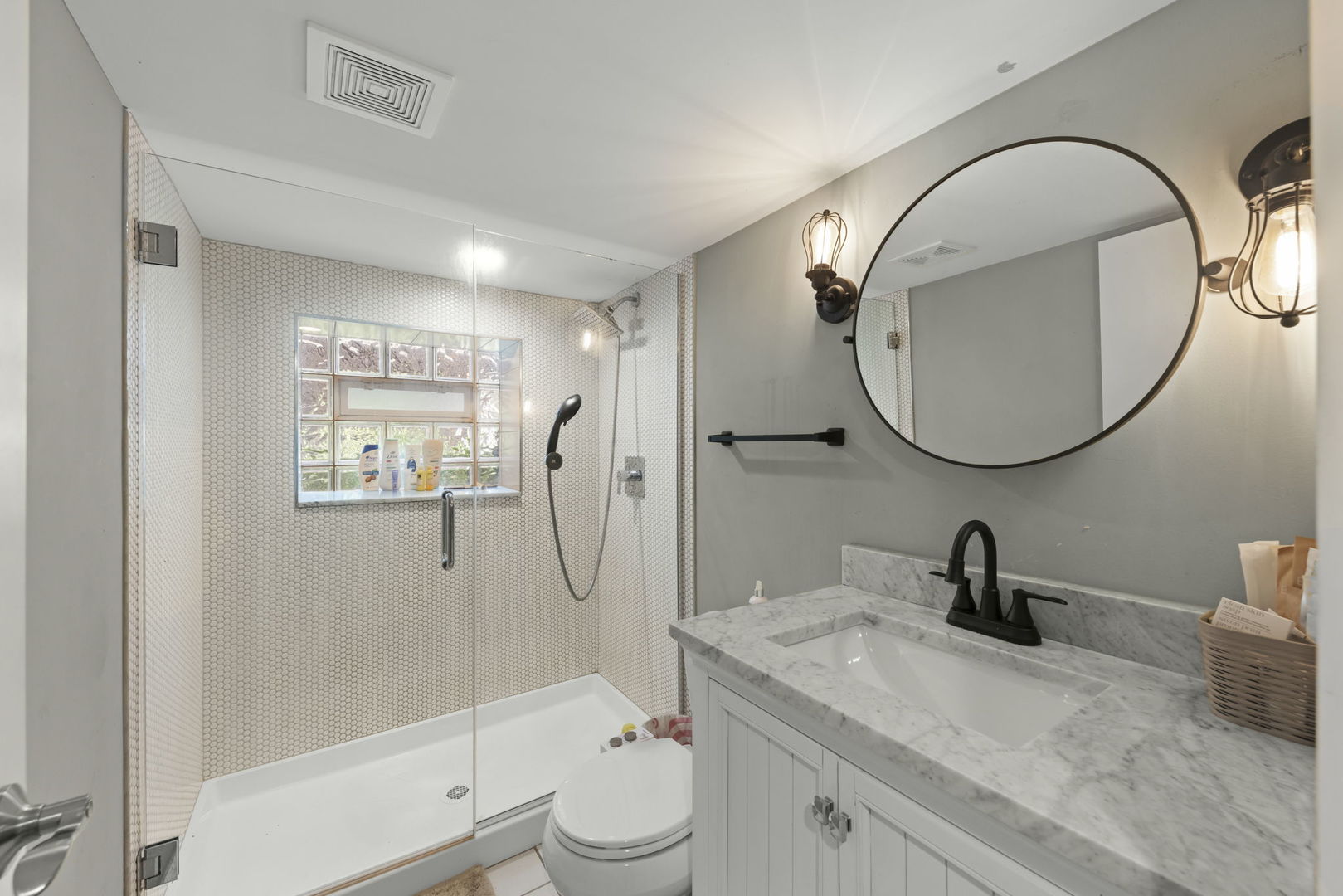 2416 Elmwood Avenue Property Photo 26