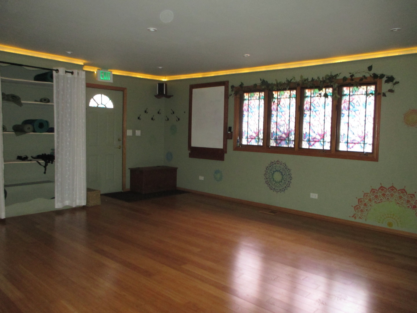 12530 S Harlem Avenue Property Photo 7