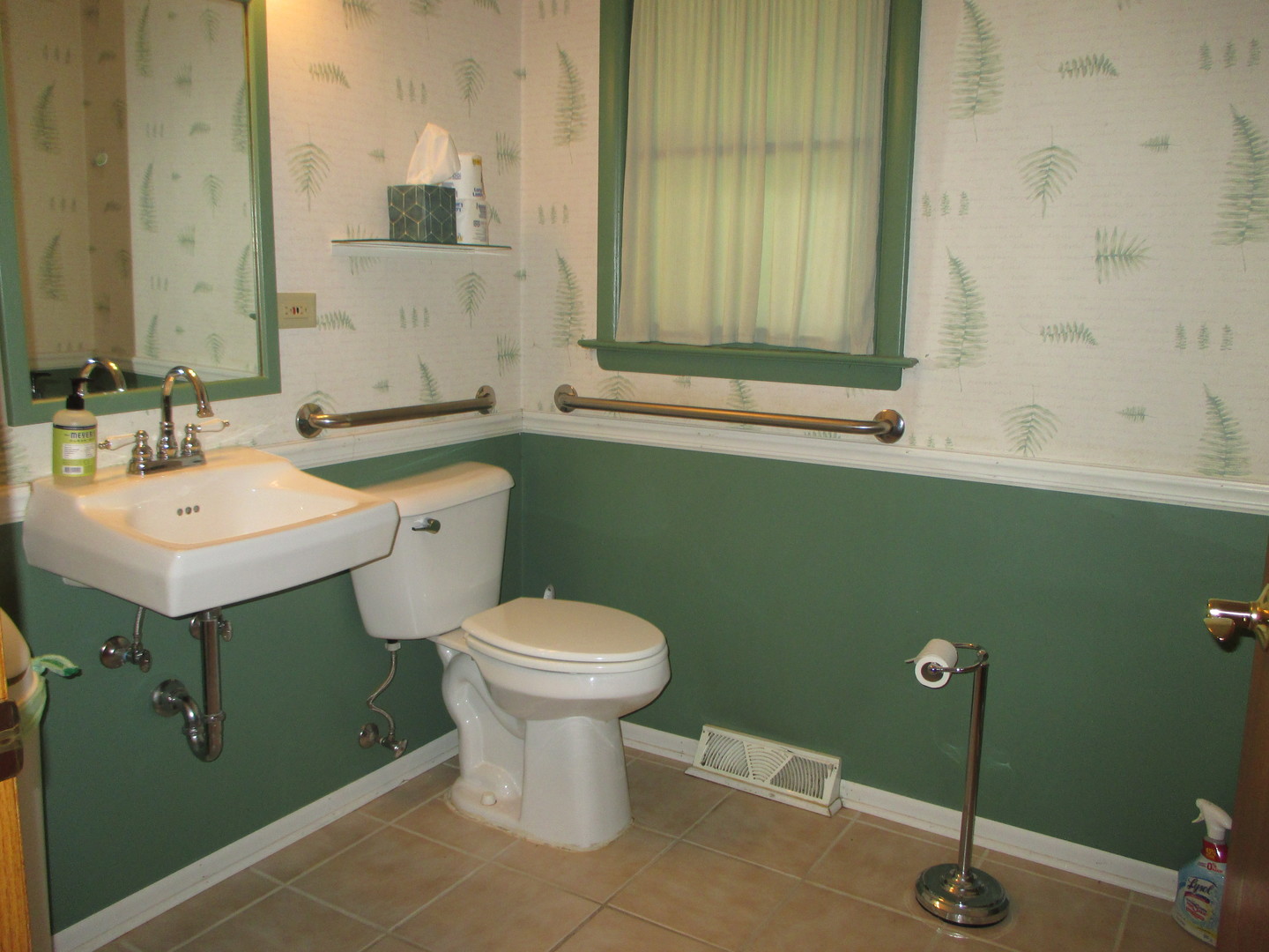 12530 S Harlem Avenue Property Photo 9