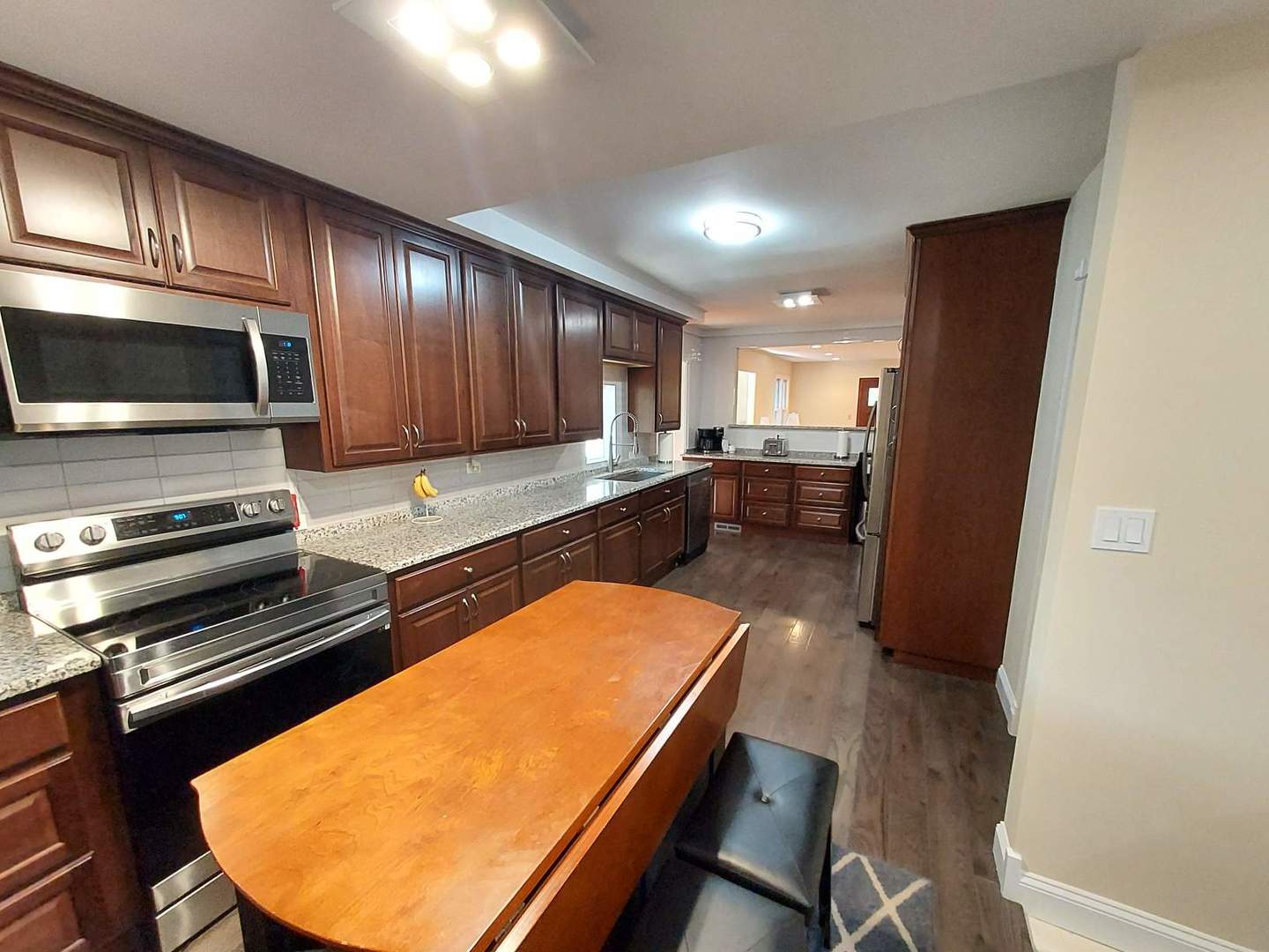 201 Devonshire Road Property Photo 7